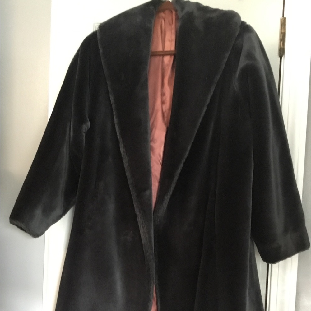 1950’s gray plush swing coat
Authentic handsewn